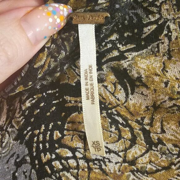 Free People New World Nouveau Boho Jersey Top  Blouse Sz XS - Picture 8 of 8